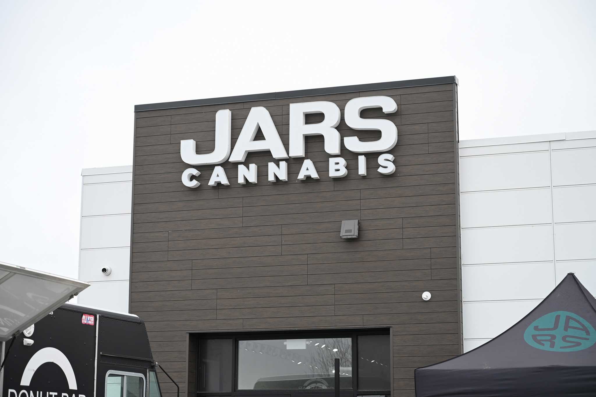 aurora cannabis dispensary at southlands